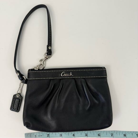 Coach Pleated Black Leather Wristlet Wallet Mini Bag Soft Genuine Leather - Picture 10 of 11